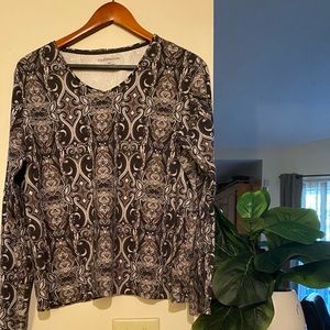 Croft and Barrow grey top size XL